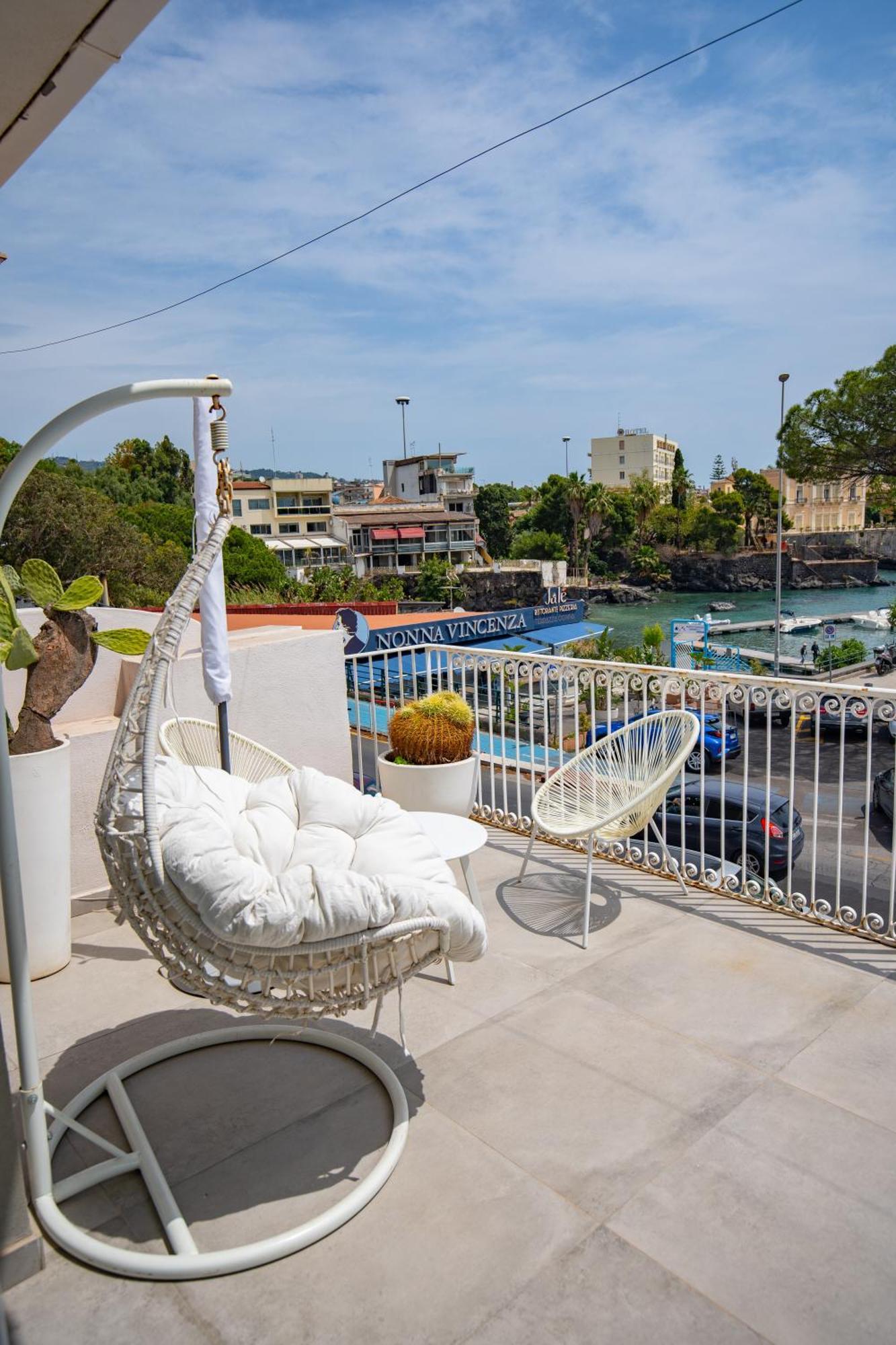 Sunshine Luxury Apartment - Ognina Катания Екстериор снимка